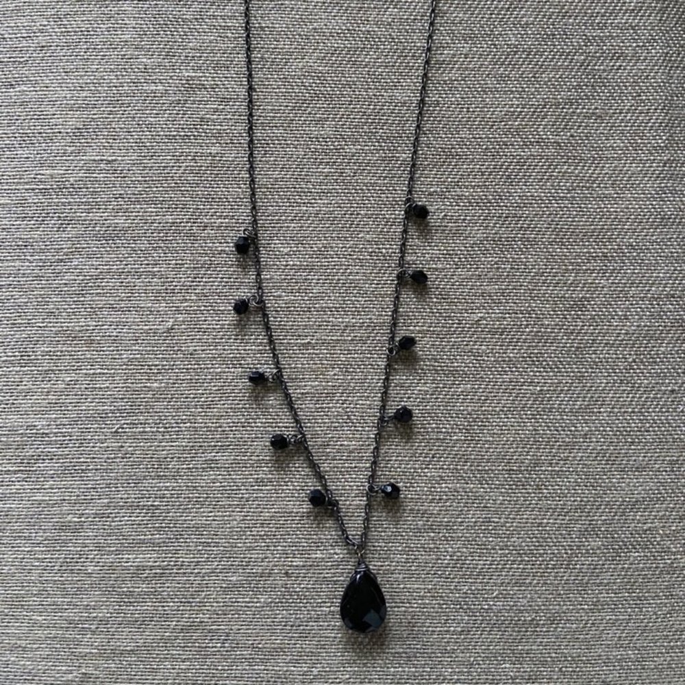 Black tear drop necklace
